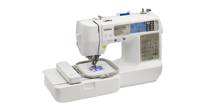 Maquina de coser y bordar domestica - SE425
