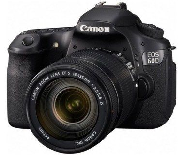 Cámara Digital Canon EOS 60D, 18 Mpx, Lente EF-S 18-135mm, LCD 3" -  4460B004AA